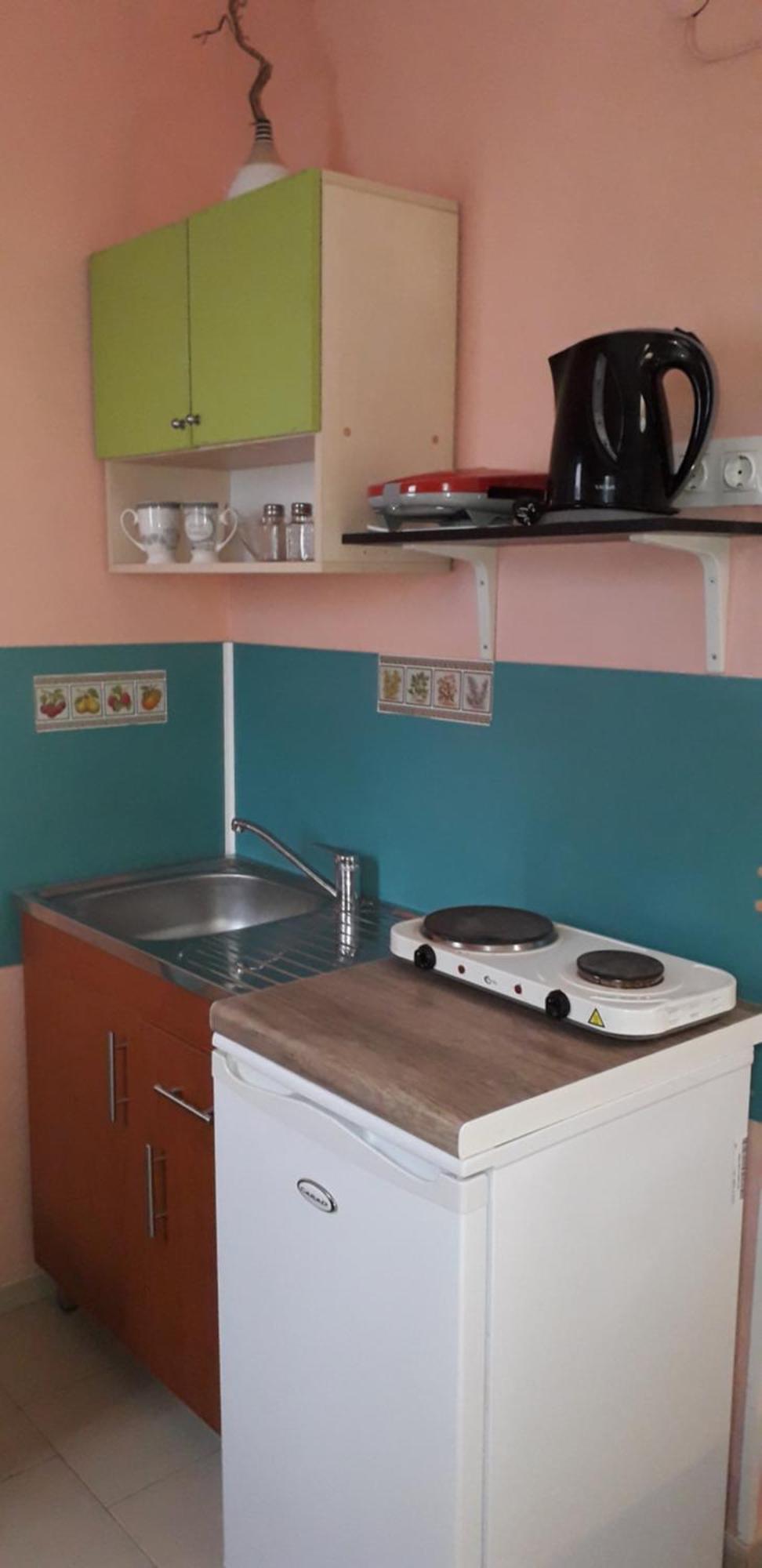 Αmmos Rooms Palaiochora Bagian luar foto